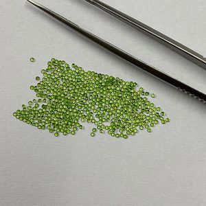 chrome diopside faceted round cut