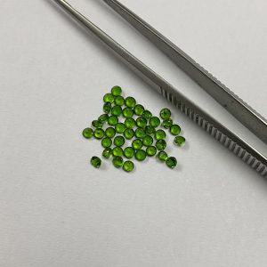 chrome diopside faceted stone