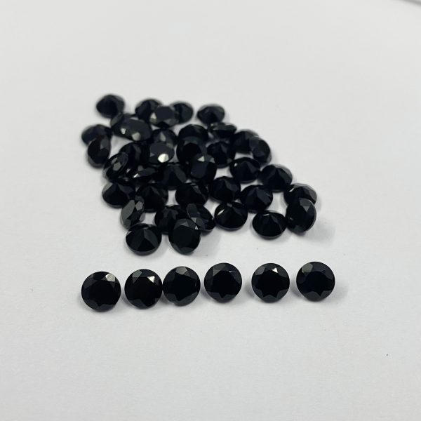 spinel round faceted