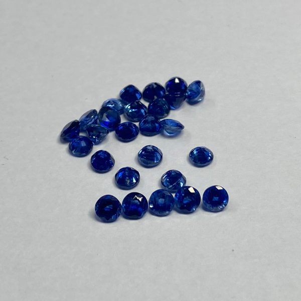 blue kyanite round