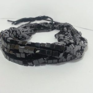 black spinel smooth cube beads