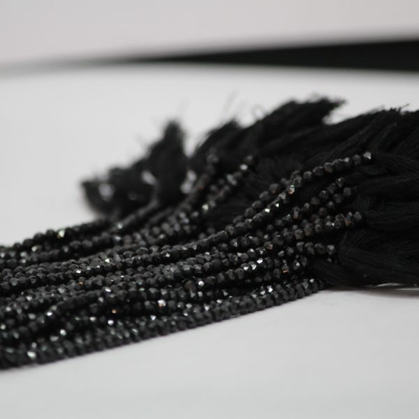 black spinel stone beads