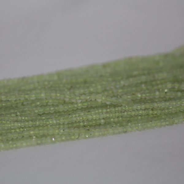prehnite faceted beads