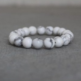 white howlite smooth round beads bracelet