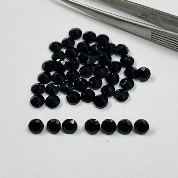 onyx round faceted