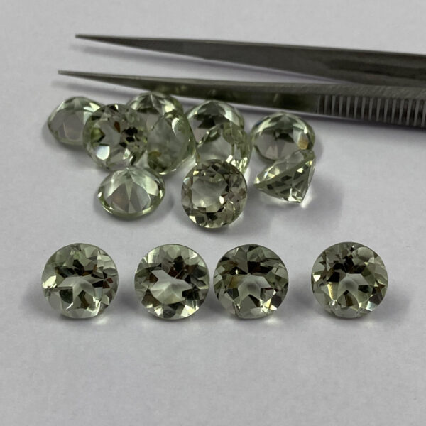 round faceted loose gemstone