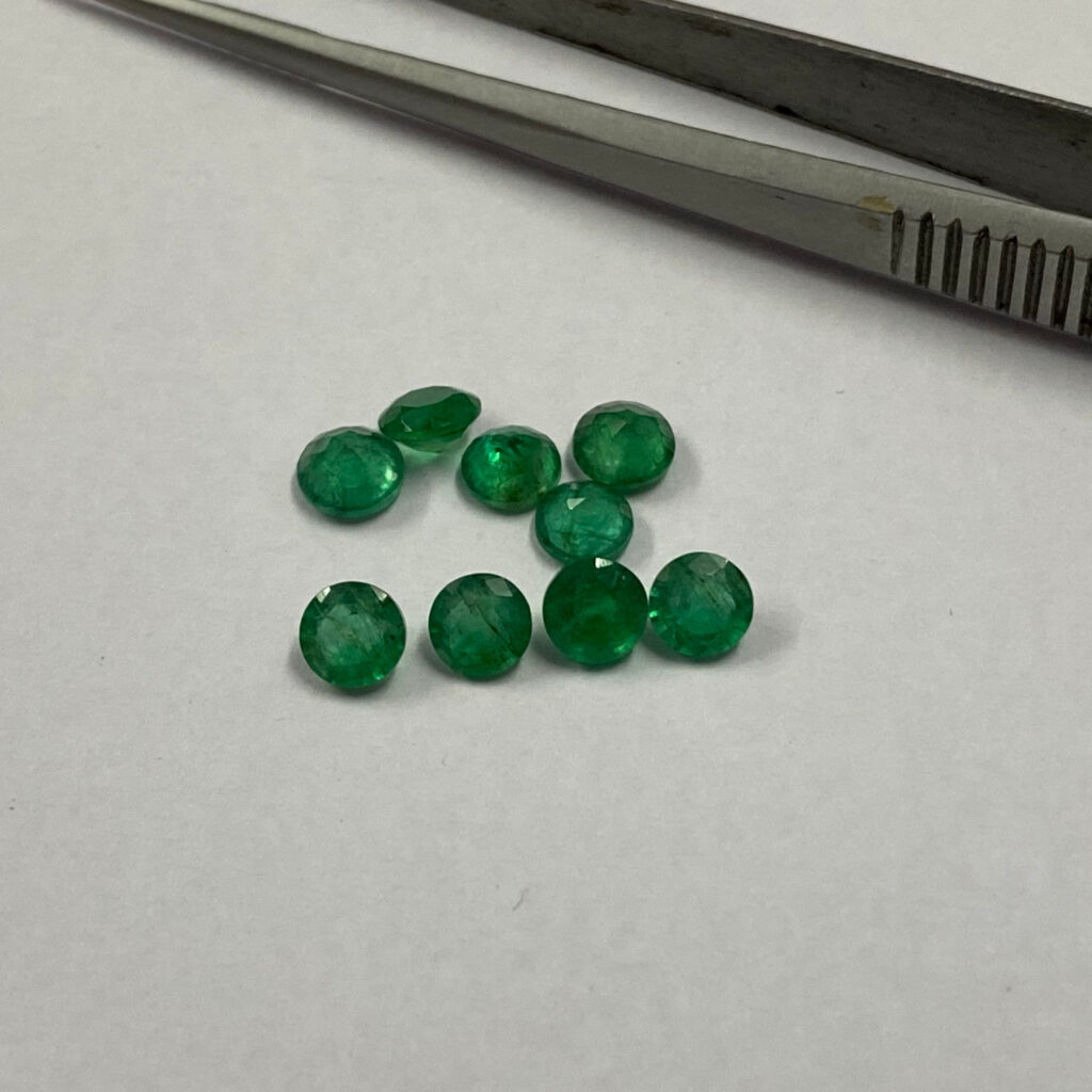 4mm emerald