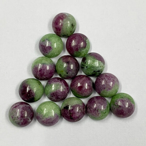 10mm ruby zoisite